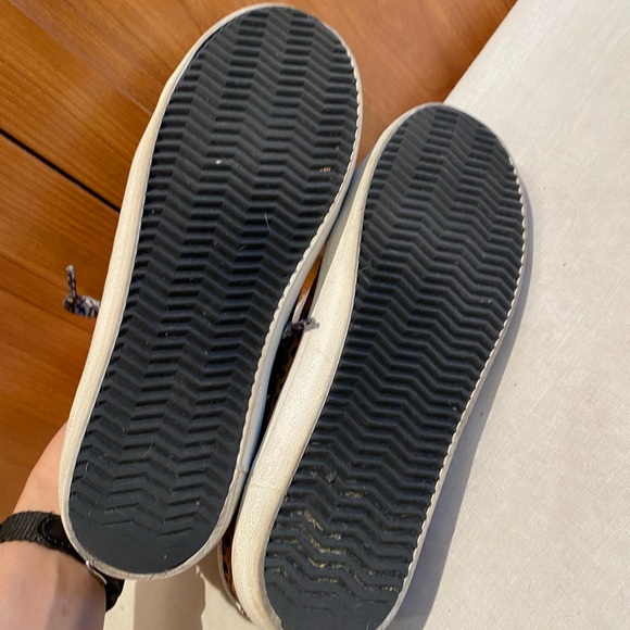 Steve Madden Philosophy Leopard Women’s Sneaker - Picture 5 of 8